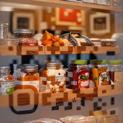 Market Shelf Condiment Jars Photorealistic QR Code for Packaging — image 1